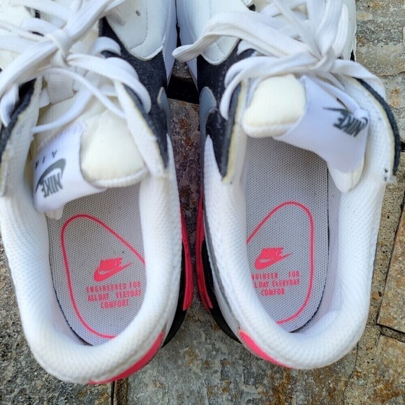 Nike AirMax Excee Women's Sneaker Shoes White Neon Coral Size 7.5 - Picture 8 of 10